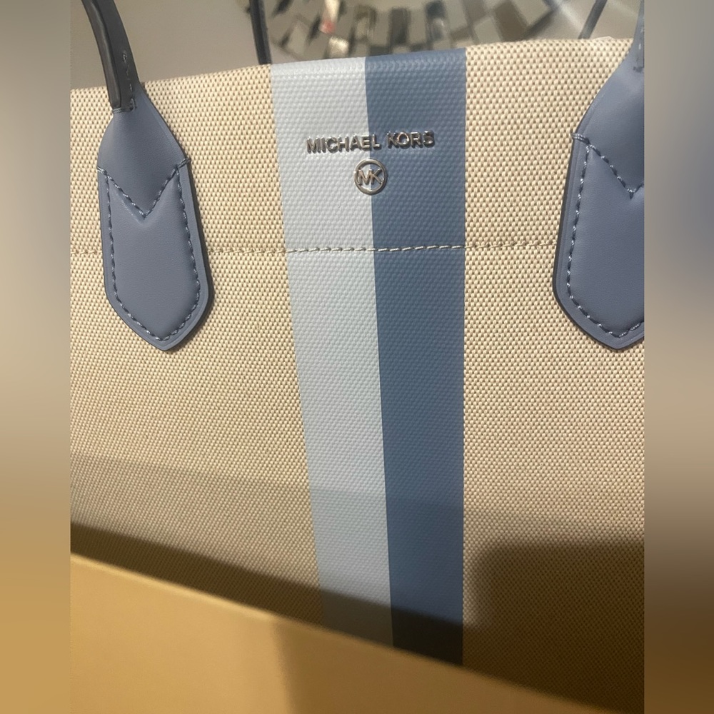NWT Micheal kors  blue Heidi Large Stripe Canvas  laptop Tote Bag original  300 - Picture 12 of 16
